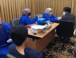 PLN UPDK Keramasan-UPHK Palembang Sukseskan Vaksinasi Nasional