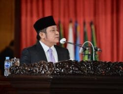 Gubernur Beri Penjelasan Tentang Raperda APBD Tahun Anggaran 2022 Kepada DPRD Prov. Sumsel