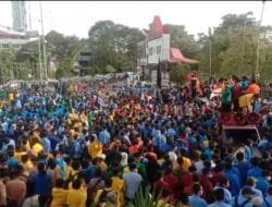 Mahasiswa Suarakan 11 tuntutan Untuk Jokowi