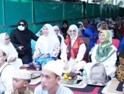 Anita Noeringhati Hadiri Dzikir dan Haul Akbar Datuk Kiai Marogan ke-122