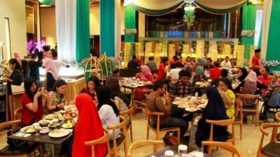 Berkat Berbuka Kuliner Nikmat di Aston Hotel Palembang