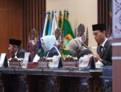 Rapat Paripurna LXVI (66) : DPRD Provinsi Sumsel Sepakat Tandatangani Perubahan Anggaran Tahun 2023