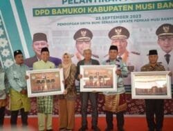 Wakil Ketua DPRD Sumsel, Hj Kartika Sandra Desi, SH, MM Hadiri Pelantikan Bamukoi