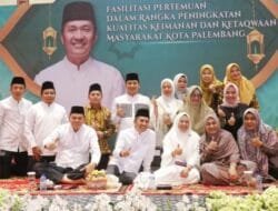Pj Walikota Ratu Dewa Hadirkan Ustadzah Praktisi Neuroparenting Aisyah Dahlan pada Pengajian Ibu-ibu Majelis Taklim se-Palembang