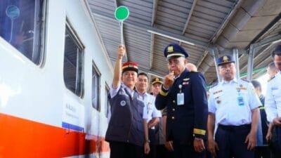 Pj Gubernur Sumsel Lepas 1.040 Pemudik Gratis Gunakan Kereta Api