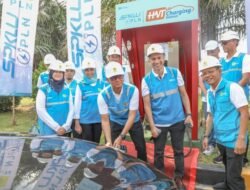 Dirut PLN Lakukan Inspeksi SPKLU Jalur Mudik, Pastikan 1.299 Unit Se-Indonesia Siaga Layani Pengguna Mobil Listrik