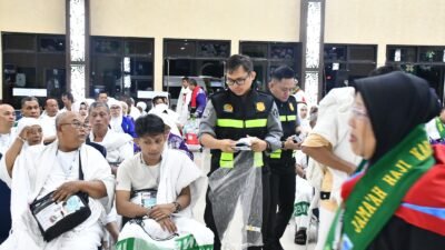 Lepas Kloter 14, Kakanwil Imbau Jemaah Haji Kompak dan Taat Aturan