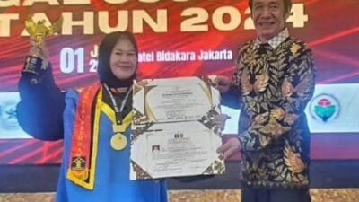 Lurah Siringagung Raih Penghargaan di Malam Anugerah Paralengal Justice Award Tahun 2024