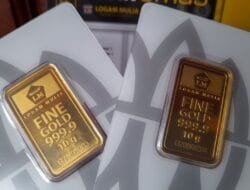 Harga Emas Antam Meroket Tembus 1,56 Juta per Gram