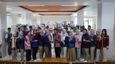 PLN UID S2JB Goes to School Rayakan Hari Sumpah Pemuda ke-96 melalui Kegiatan Edukasi Kelistrikan untuk Generasi Muda