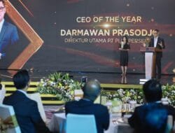 Untuk Ketiga Kalinya, Dirut PLN Darmawan Prasodjo Kembali Dinobatkan Jadi CEO Of The Year 2024