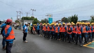 PLN UP3 Lahat Perbaiki Jaringan Listrik Sambut Ramadhan, Pastikan Ibadah Masyarakat Nyaman