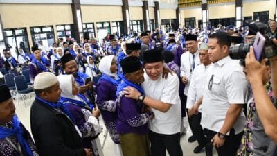 Gubernur Herman Deru Lepas Keberangkatan Kloter 1 Embarkasi Palembang