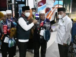 368 Jemaah Haji Kloter 10 Palembang Kembali Ke Tanah Air