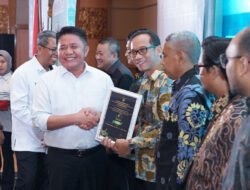 Semen Baturaja Terima Sertifikat PROPER Hijau dari Pemprov Sumsel