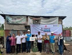 PLN UID S2JB Hadirkan Cahaya Baru Lewat Program Light Up The Dream pada Bulan Kemerdekaan