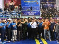 Komandan Lanud SMH Bersama Forkopimda Sumsel Membuka Kejuaraan Futsal Danlanud Cup 2025 Tingkat SMA/SMK dan MA