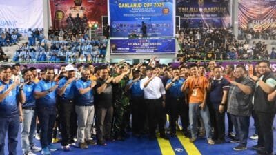 Komandan Lanud SMH Bersama Forkopimda Sumsel Membuka Kejuaraan Futsal Danlanud Cup 2025 Tingkat SMA/SMK dan MA