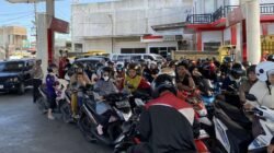 Tembus Isolasi Bencana, Pertamina Patra Niaga Kirim BBM ke Bener Meriah Aceh Gunakan Pesawat Air Tractor