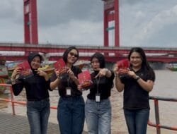 Sambut Imlek 2026, The Zuri Hotel Palembang Bagikan Brosur dan Siapkan Gala Dinner Meriah