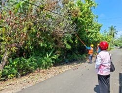 Hari Kartini, Srikandi PLN UP3 Bengkulu Turun Langsung ke Lapangan Jaga Listrik Andal dan Edukasi Keselamatan