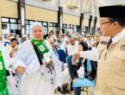 Kloter 12 Berangkat Menuju Jeddah, Kakanwil Kemenhaj Sumsel Ingatkan Jemaah Fokus pada Puncak Haji