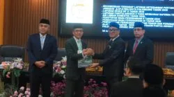 Paripurna DPRD Palembang: LKPJ 2025 Diterima, Ratu Dewa Siap Tindak Lanjut