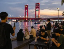 Dari Sudirman hingga Tepian Musi, Tri Dukung Gaya Hidup Digital Warga Palembang