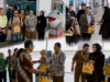 Garuda Indonesia Bikin Kejutan untuk Penumpang GA113, Bagikan Bingkisan Khas Palembang Jelang Terbang