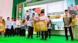 10.000 Santri Diwisuda, Herman Deru: Jangan Berhenti Sekadar Bisa Membaca Al-Qur’an