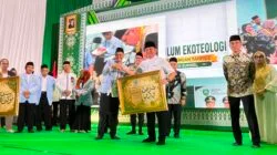 10.000 Santri Diwisuda, Herman Deru: Jangan Berhenti Sekadar Bisa Membaca Al-Qur’an