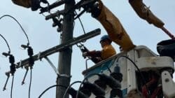 Saat Warga Rayakan Kemerdekaan, Petugas PLN UID S2JB Tetap Siaga