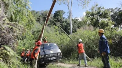 Listrik PLN 24 Jam Masuk Desa Patialo, 108 KK Tak Lagi Andalkan Lampu Teplok