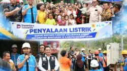 Delapan Tahun Menunggu, 50 KK di Bintang Campak Banyuasin Akhirnya Dialiri Listrik
