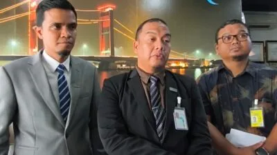 Kabut Asap Ganggu Penerbangan di Bandara SMB II, Dua Pesawat Delay dan Enam Penerbangan Dialihkan