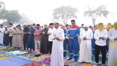 Kemarau Panjang dan Kabut Asap, Kilang Plaju Gelar Sholat Istisqa